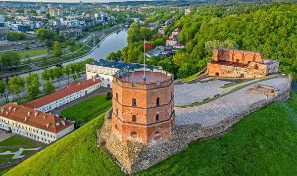 Автобуси в Литву